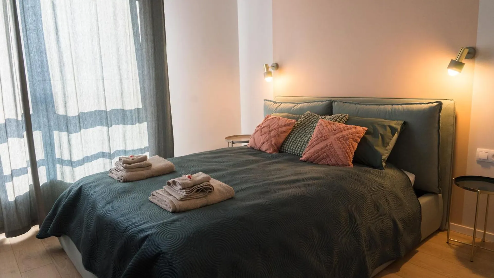 Doki Starling Apartment Gdańsk Polska